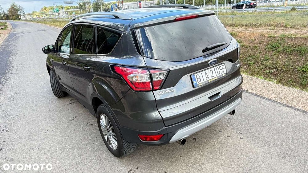 Ford Kuga - 12
