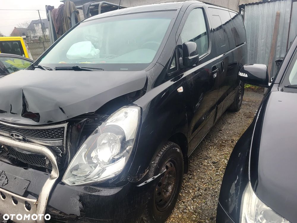 Hyundai H-1 Starex - 34