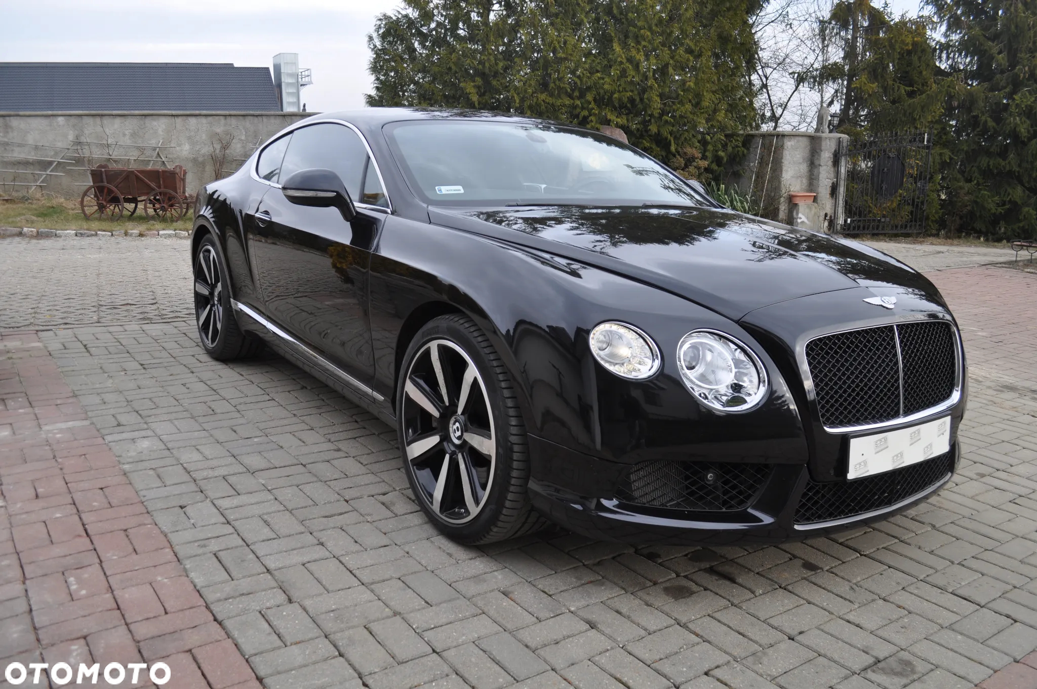 Bentley Continental GT V8 Convertible - 7