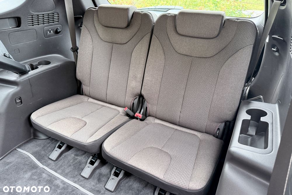 Hyundai Santa Fe - 20