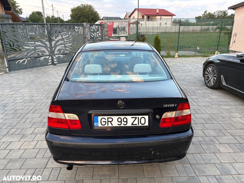 BMW Seria 3 318i - 5