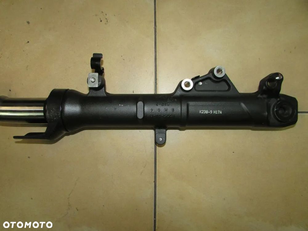 Kawasaki Z 400 Z400 19-23 goleń zawieszenia prawa - 2