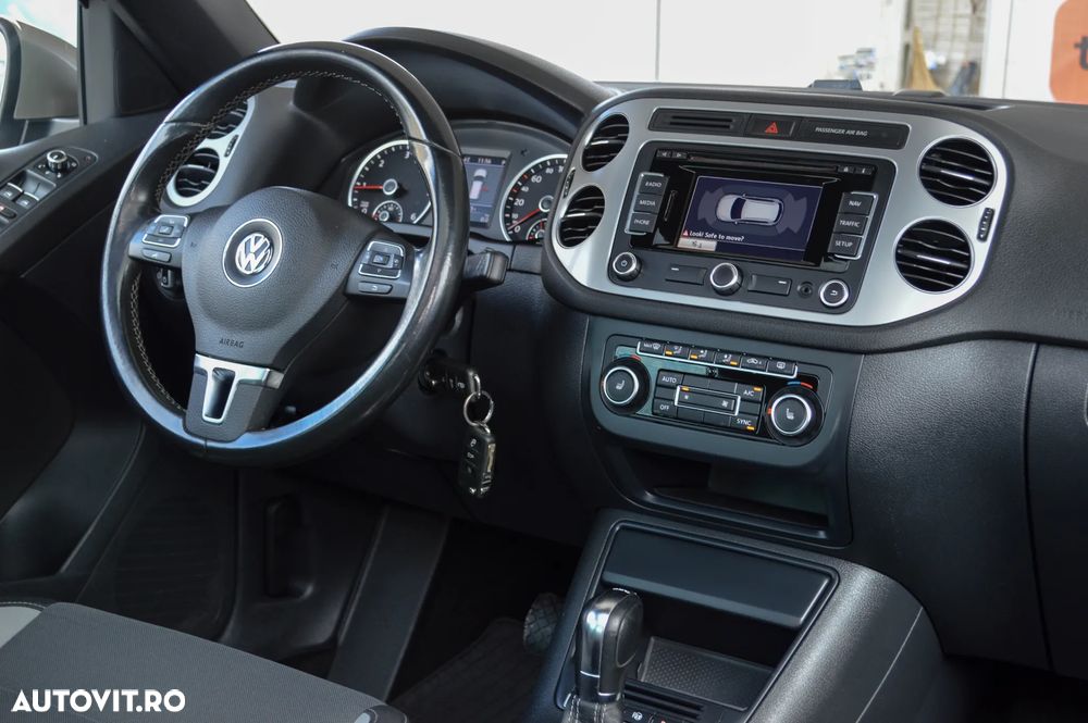 Volkswagen Tiguan 2.0 TDI 4Motion DSG Sport & Style - 4