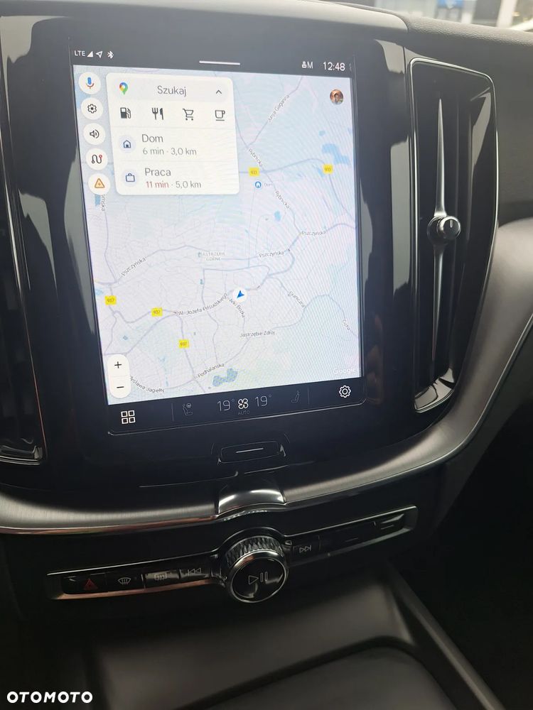 Volvo XC 60 B4 D Momentum Pro - 8