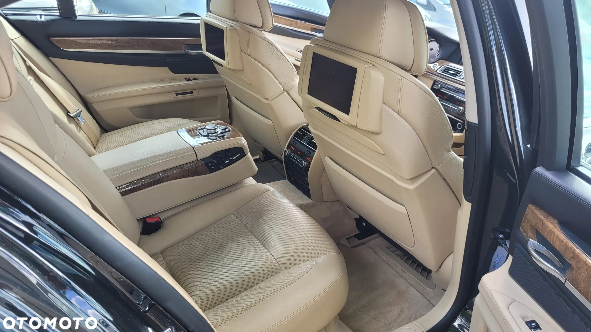 BMW Seria 7 730d L - 15