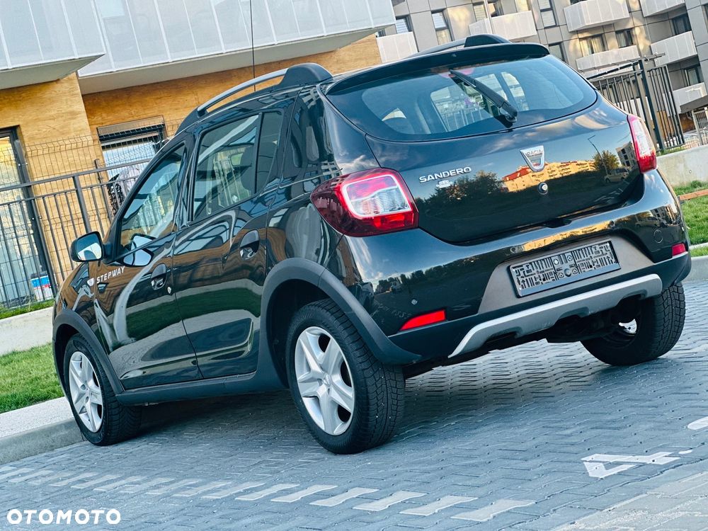 Dacia Sandero 0.9 TCe Laureate S&S EU6 - 15