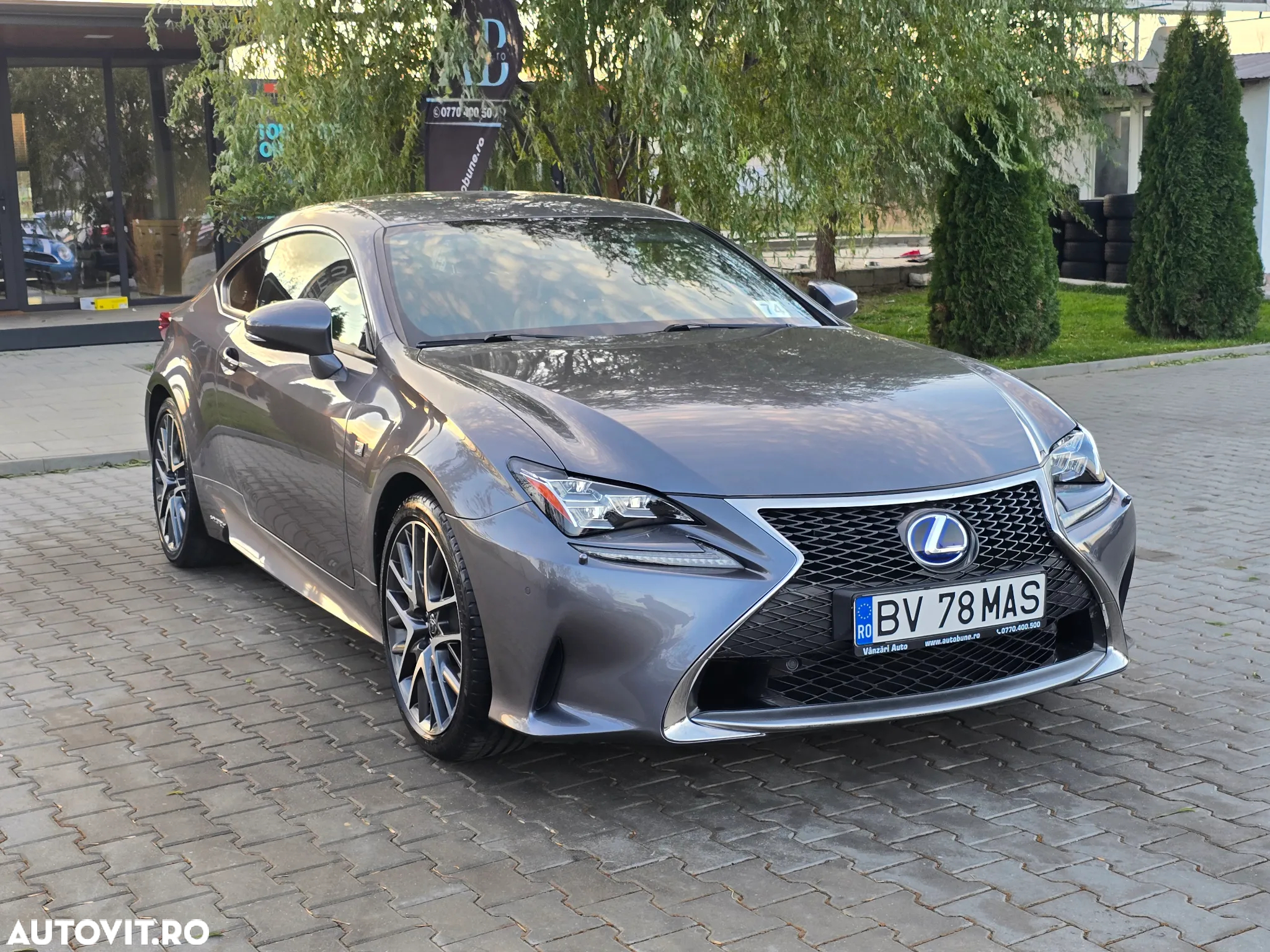 Lexus Seria RC 300h F SPORT - 6