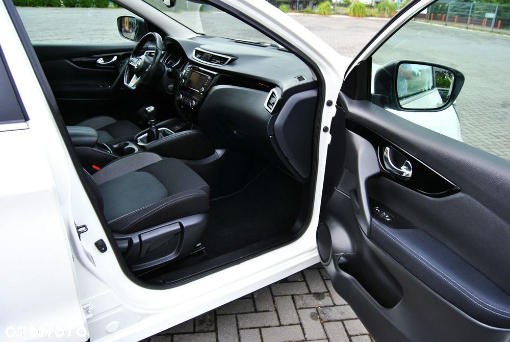 Nissan Qashqai 1.3 DIG-T Tekna - 10