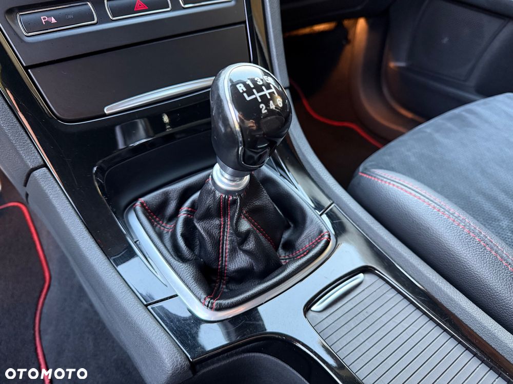 Ford Mondeo 2.0 TDCi Titanium S - 32