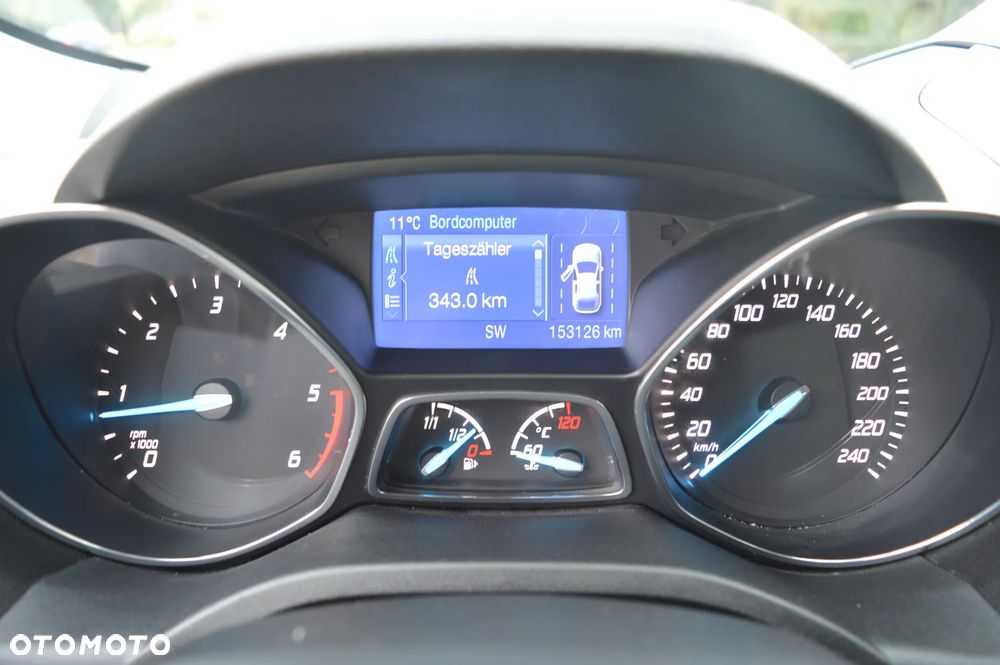 Ford Kuga 2.0 TDCi 4x4 Titanium - 23