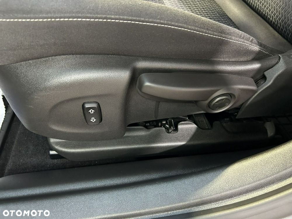 Opel Insignia - 13