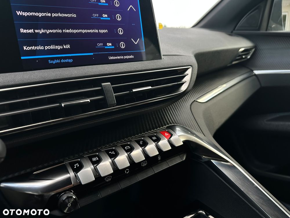 Peugeot 5008 BlueHDI 130 EAT8 Active Pack - 30