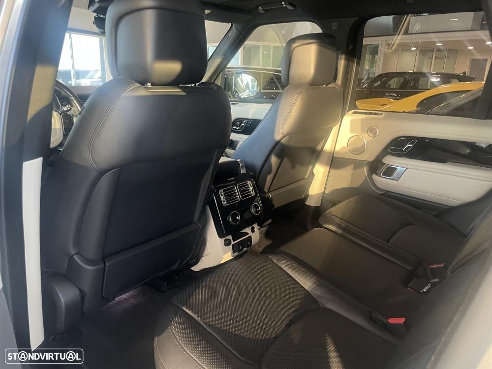 Land Rover Range Rover P400e Plug-in Hybrid langer Radstand Fifty - 24