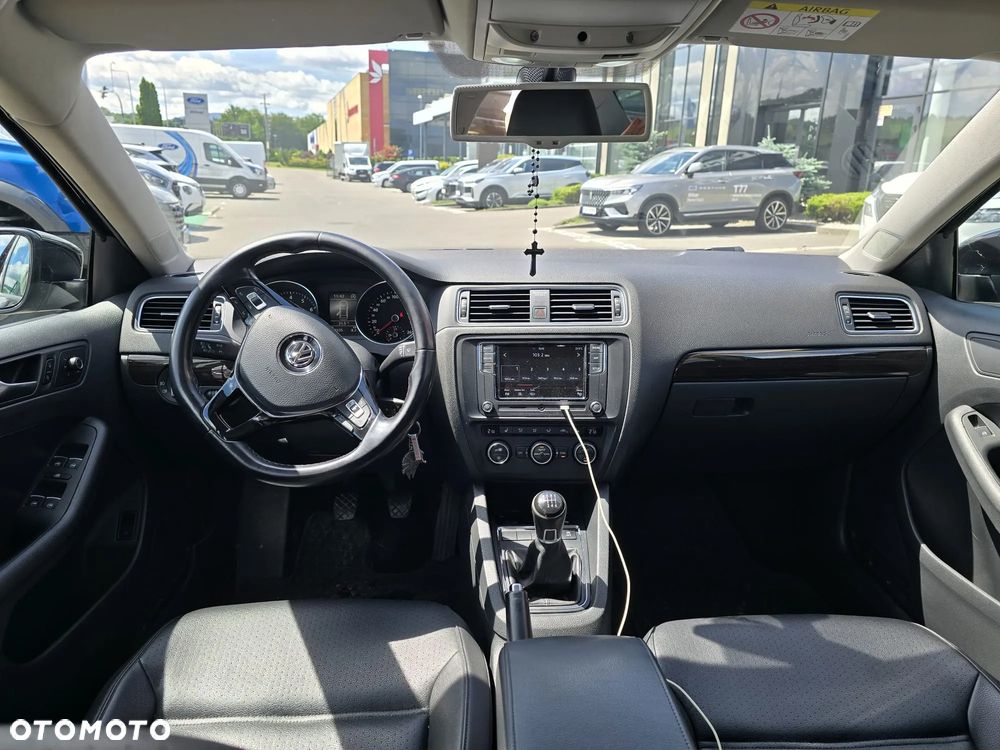Volkswagen Jetta 1.4 TSI BMT Highline - 5