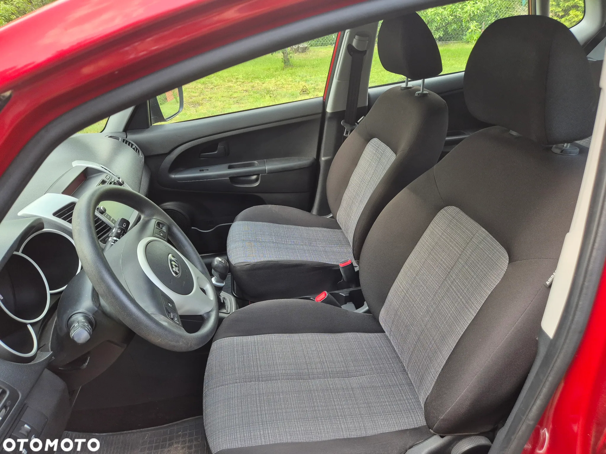 Kia Venga - 14
