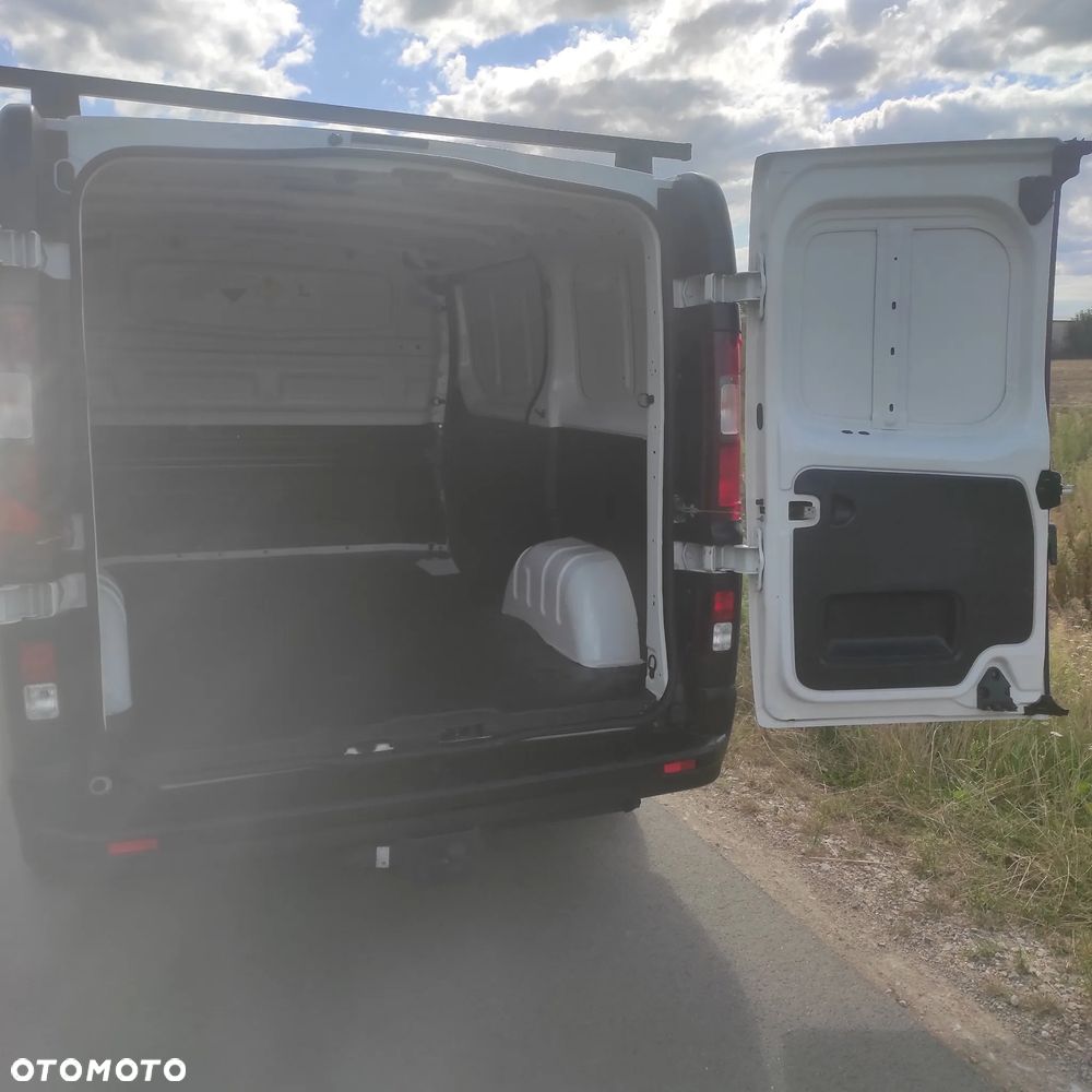 Renault Trafic - 15