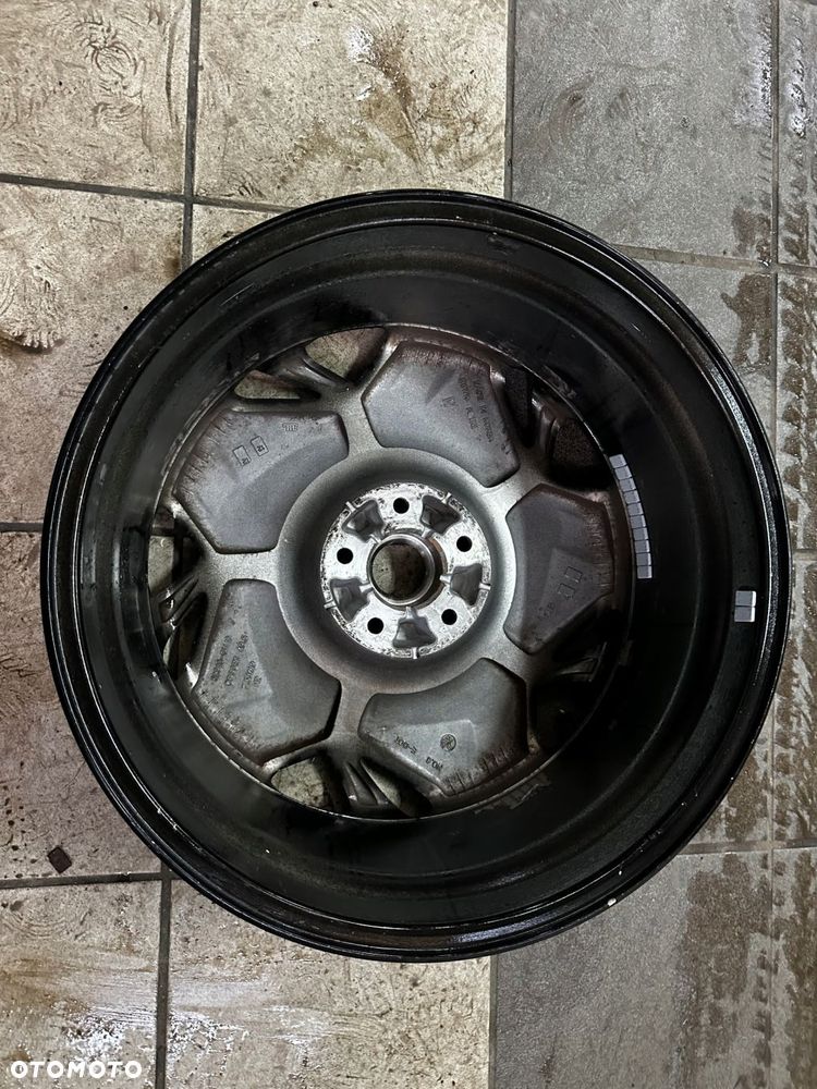 felga aluminiowa hyundai oe hyundai 7.5" x 19" 5x114.3 et 49,5 - 11