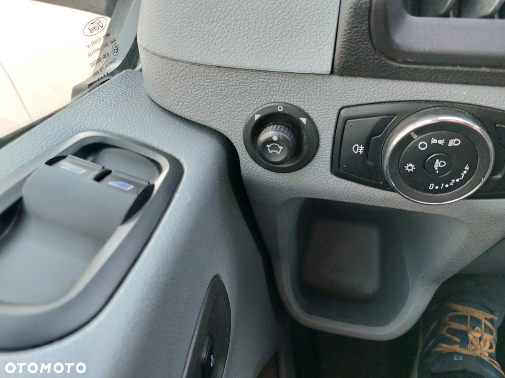 Ford TRANSIT - 22