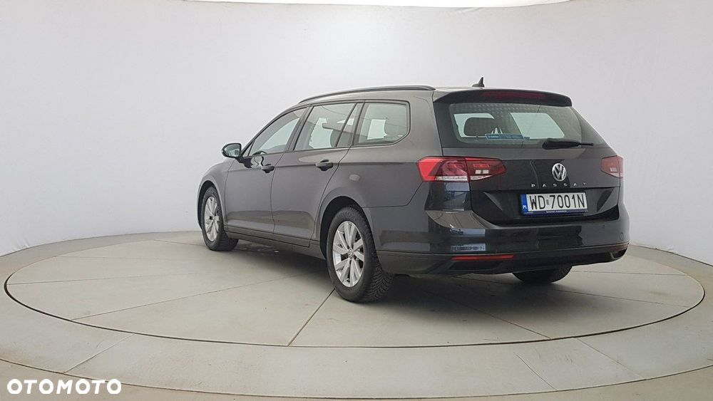 Volkswagen Passat - 5