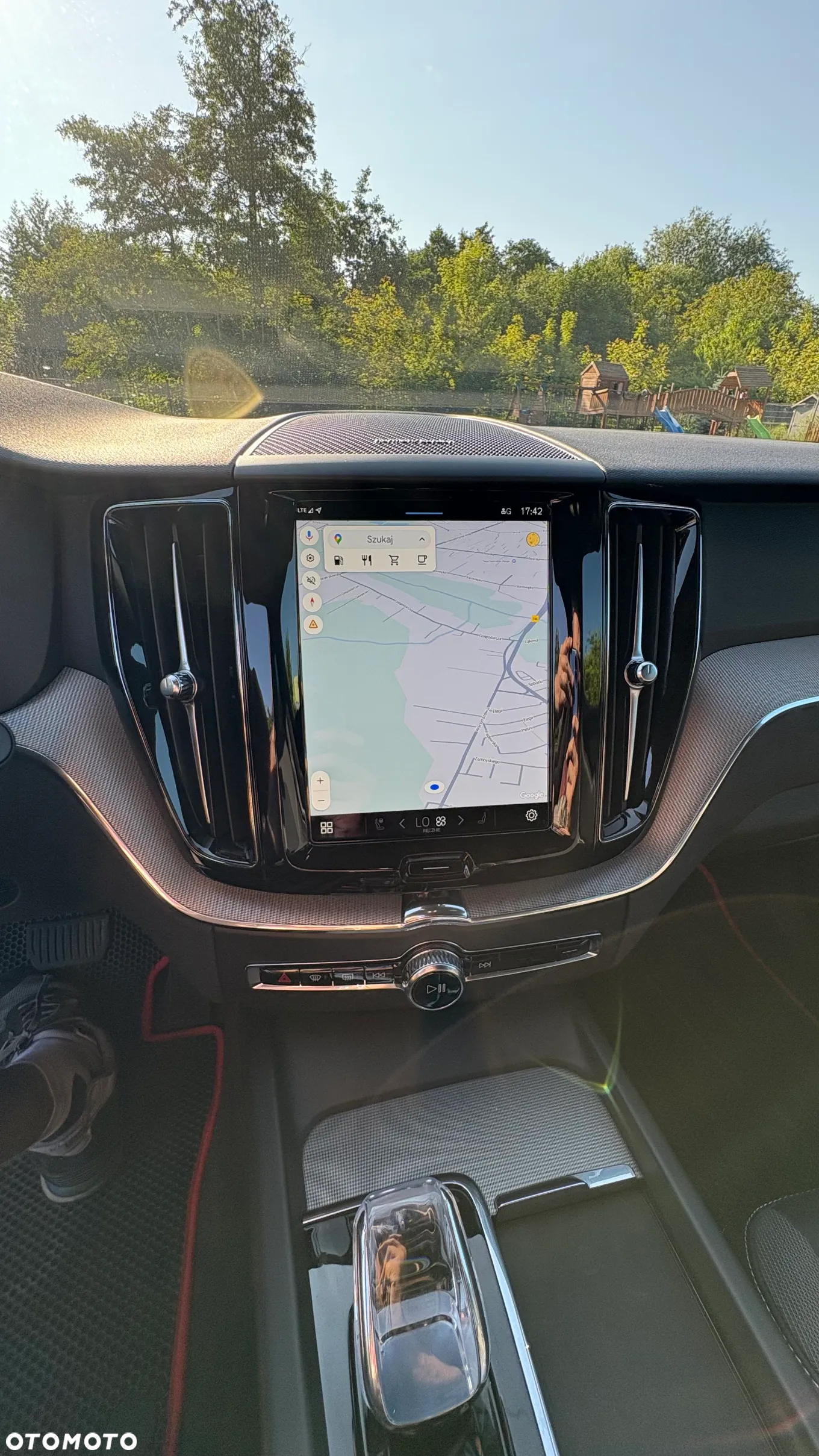 Volvo XC 60 B4 B Plus Dark - 15