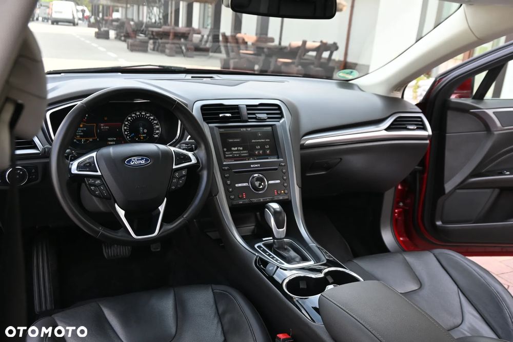 Ford Mondeo 2.0 EcoBoost STart-Stopp Autom ST-Line - 35