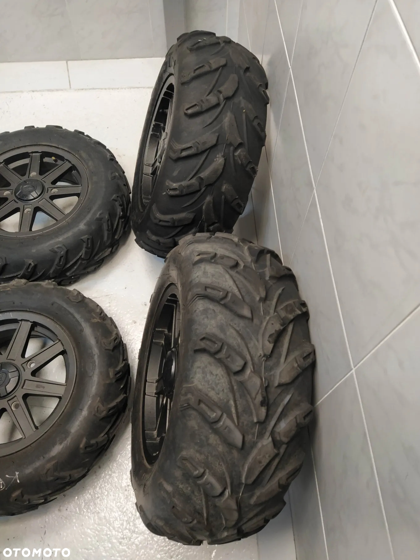 POLARIS SCRAMBLER 2X FELGA 14/7.5 R14 ET57.4   2X FELGA 14/5.5 R14 ET46.7  4X OPONY CST CARLISLE 26X8 26X10 R14 KOŁA - 4