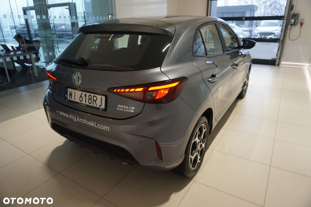 MG MG3 - 16