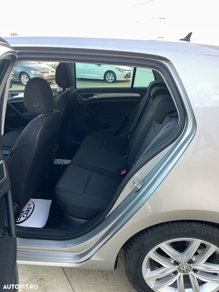 Volkswagen Golf 1.5 TSI BlueMotion ACT Comfortline - 28