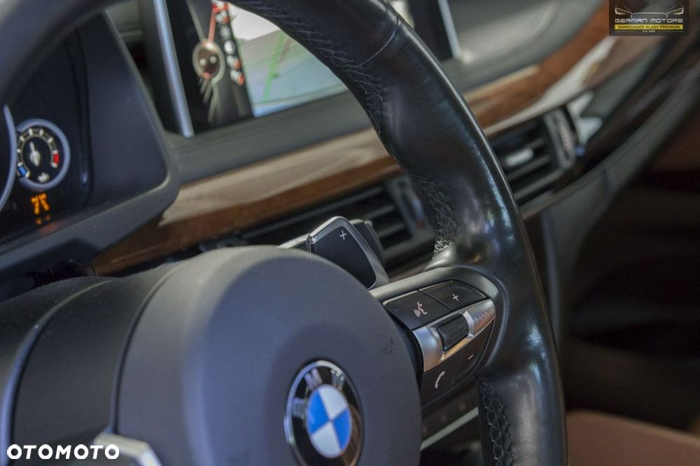 BMW X6 xDriveM50d - 22