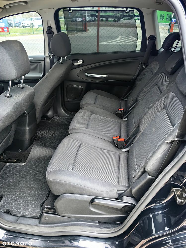 Ford S-Max 2.5 Titanium - 19