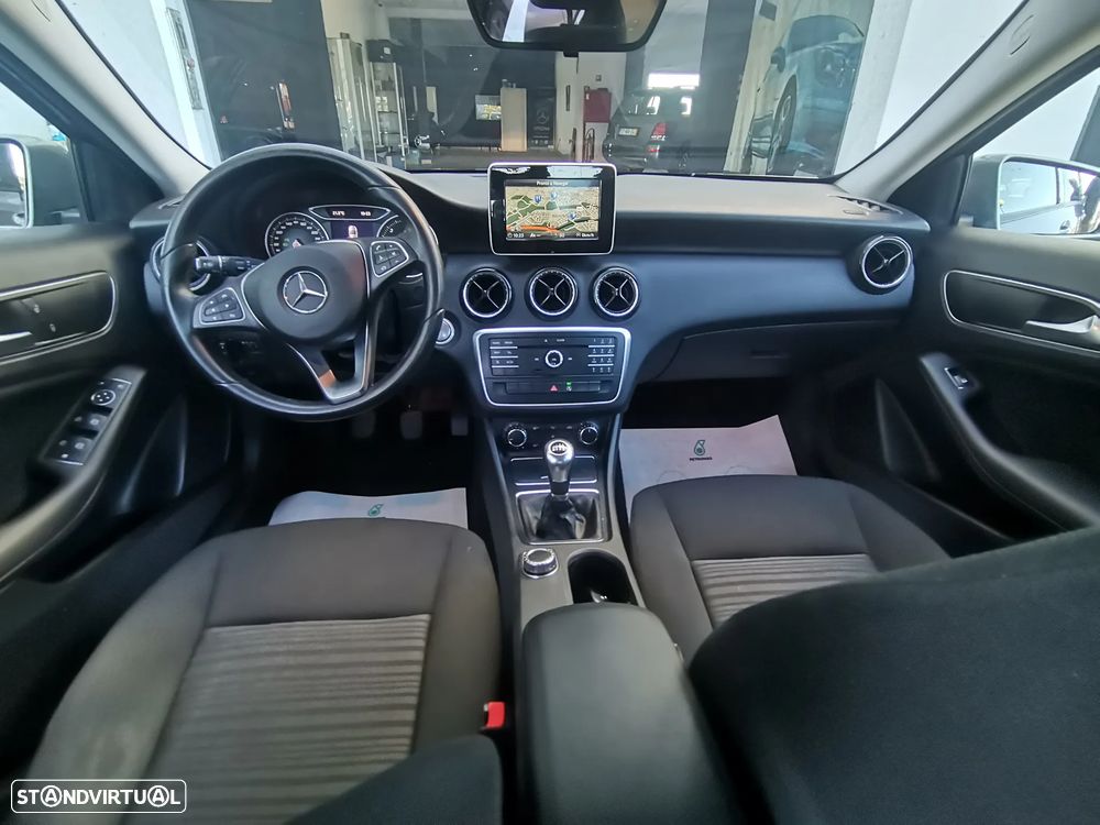 Mercedes-Benz A 180 - 8