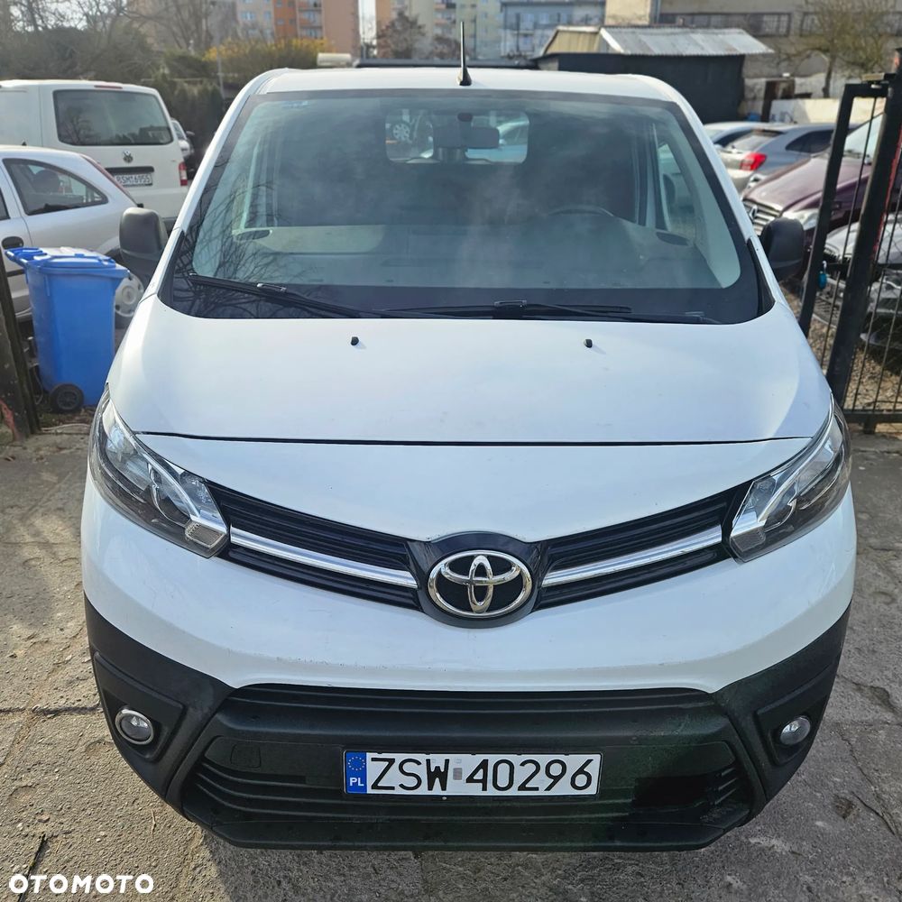 Toyota Proace - 2