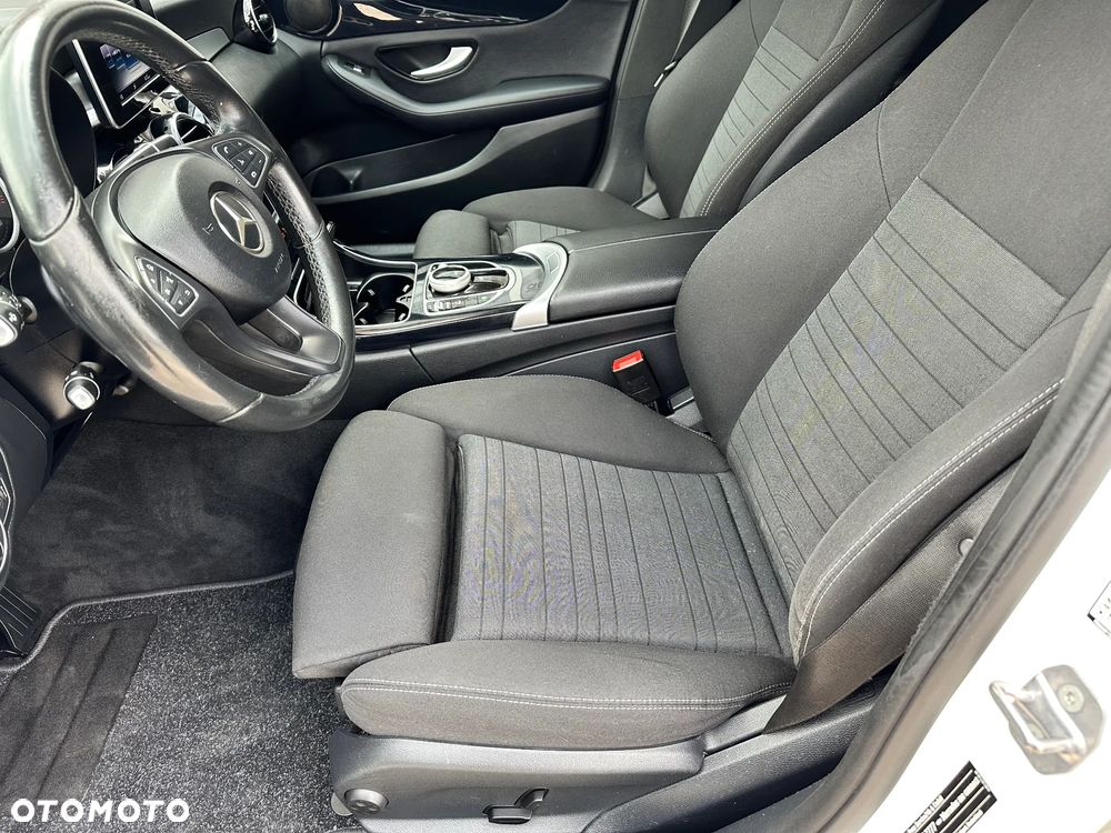 Mercedes-Benz Klasa C 180 (BlueTEC) d T 7G-TRONIC Avantgarde - 7