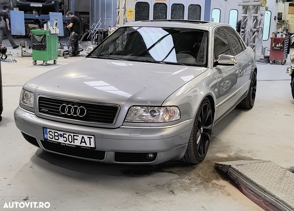 Audi A8 2.5 TDI quattro Aut - 2
