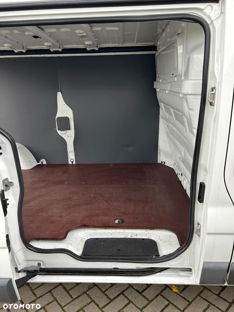 Renault Trafic L2H1 Komfort - 25