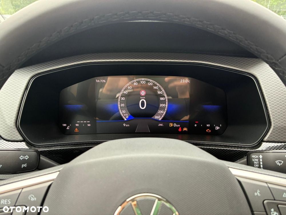 Volkswagen T-Cross - 17