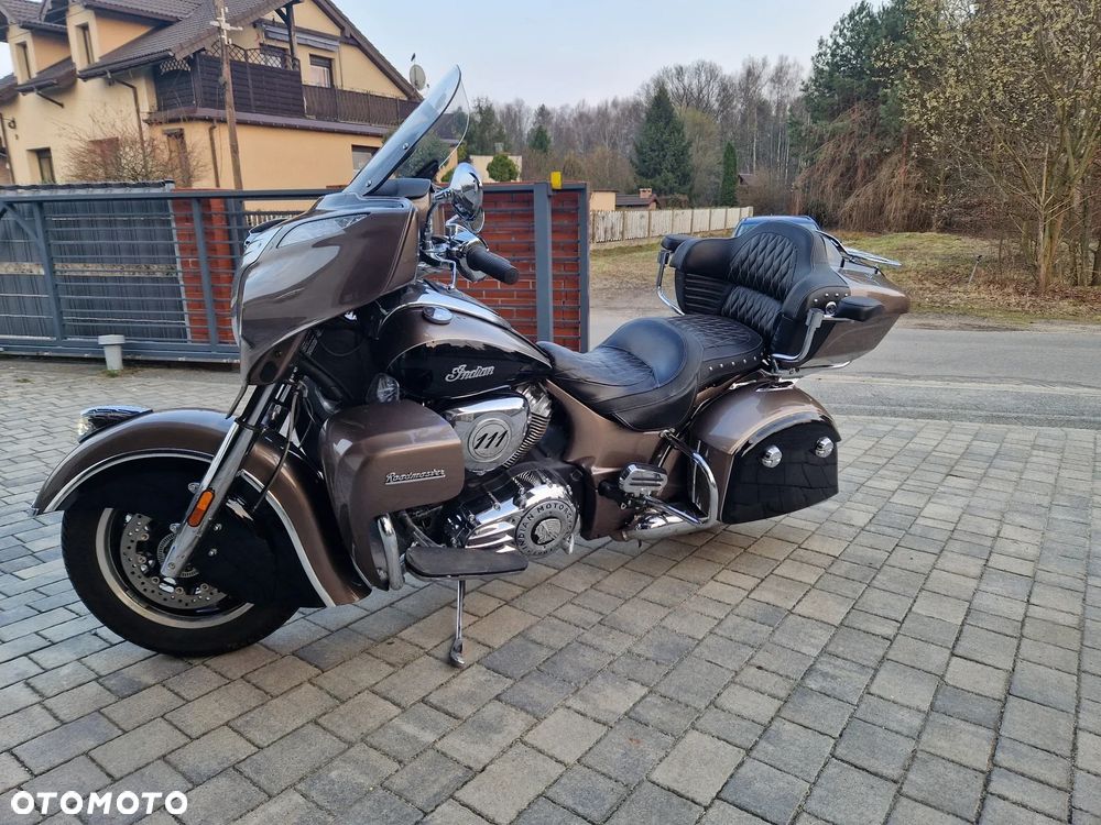 Indian Roadmaster - 1