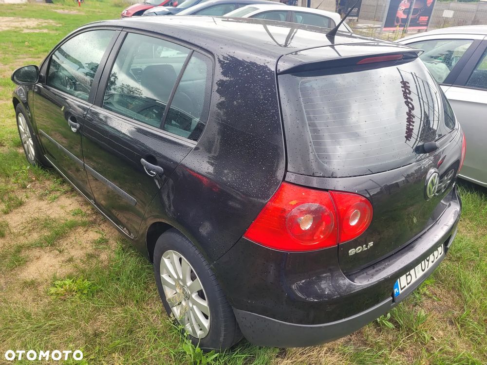 Volkswagen Golf - 4