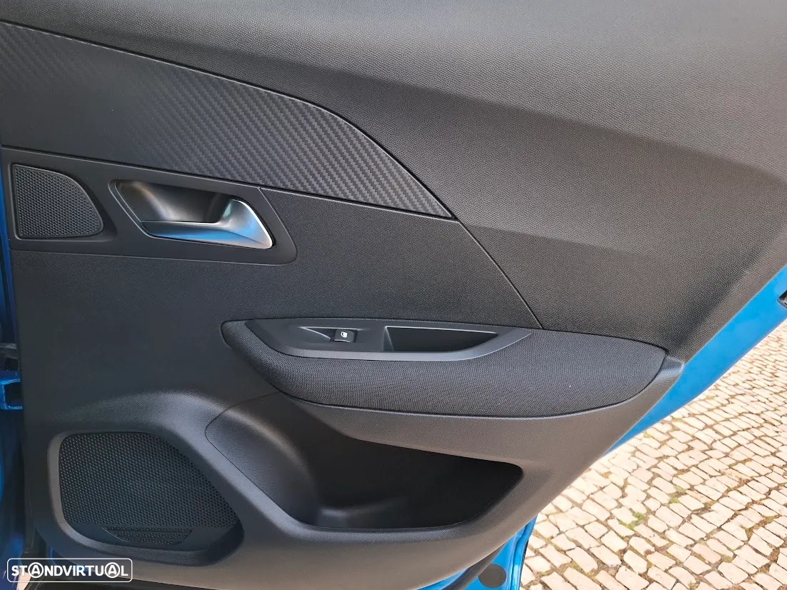 Peugeot e-2008 50 kWh Active Pack - 27