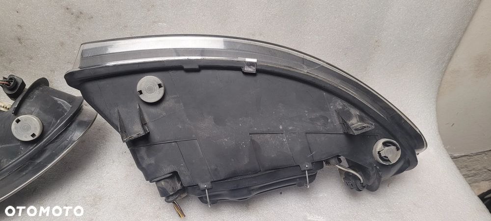 LAMPY PRZÓD SEAT LEON - 5