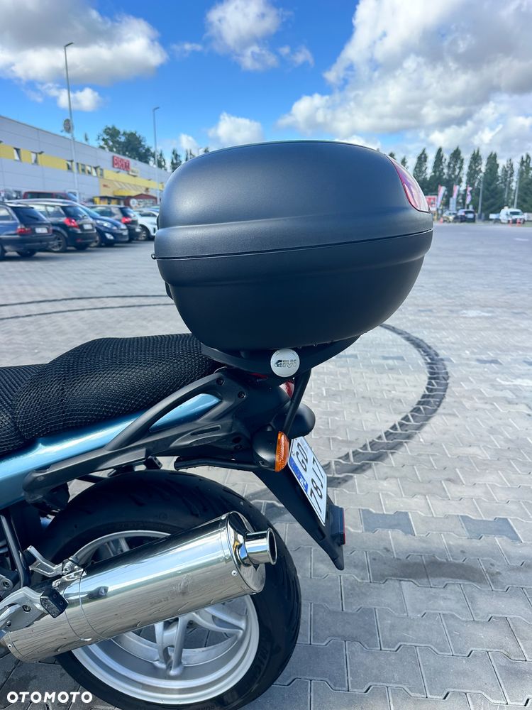 BMW R - 8