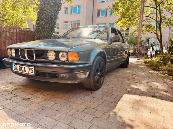 BMW Seria 7 730i