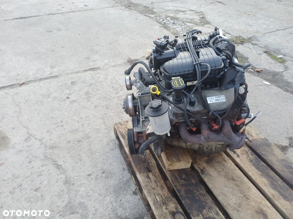 Silnik motor FORD F150 4.2 V6 03-08R 7G702AB - 5