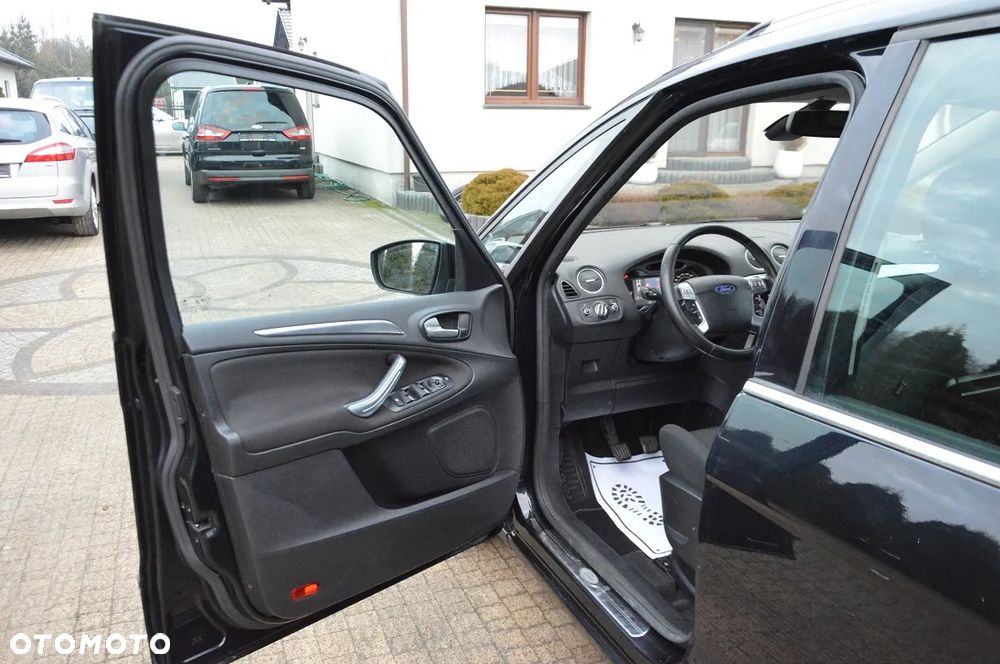 Ford Galaxy 2.0 TDCi Titanium - 23