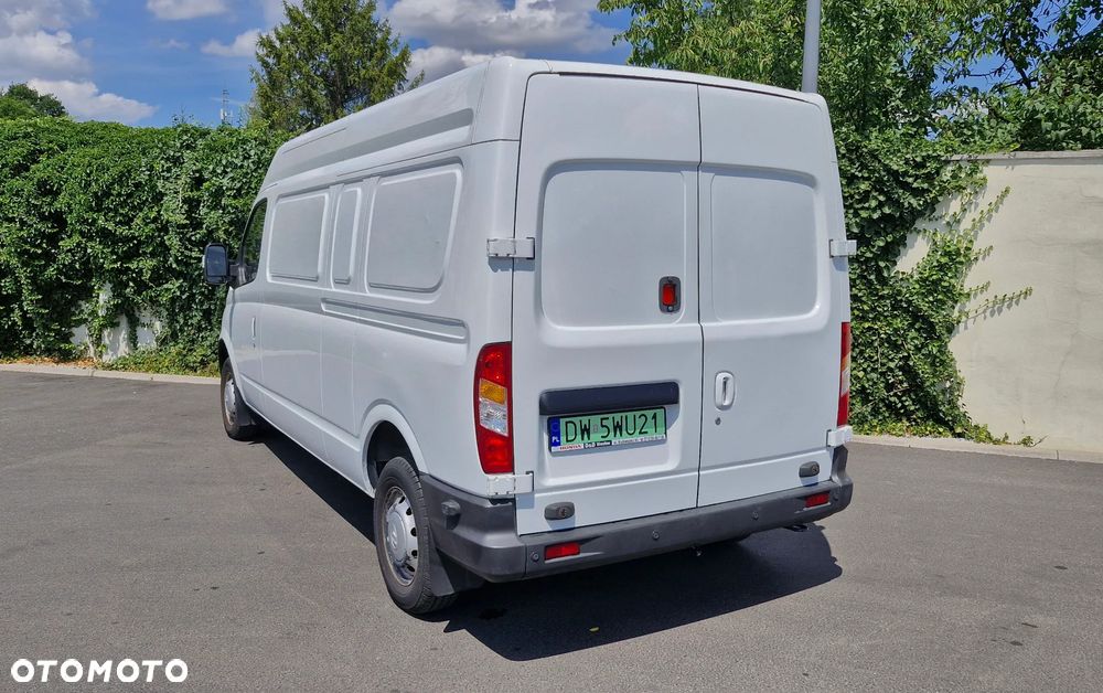 Maxus EV80 - 9