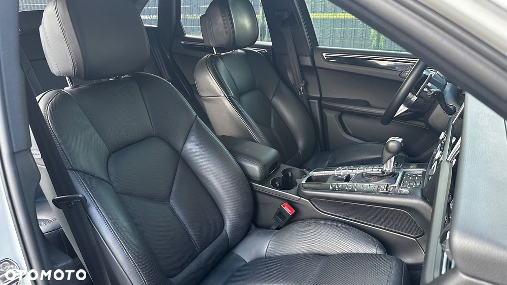 Porsche Macan - 21