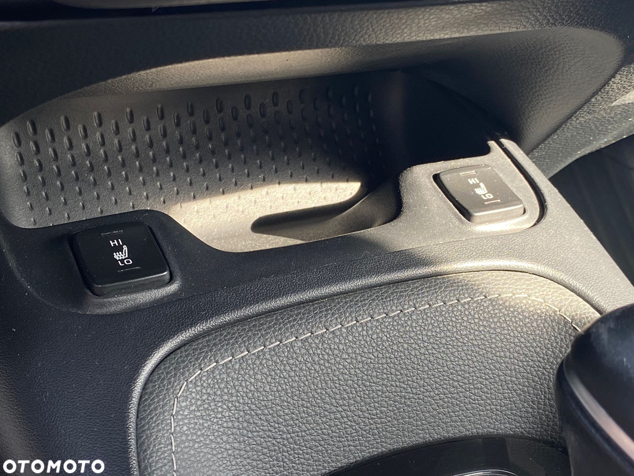 Toyota Corolla 2.0 Hybrid Comfort - 17