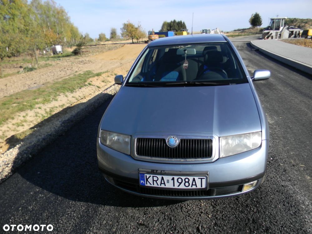 Skoda Fabia 2002 photo 2