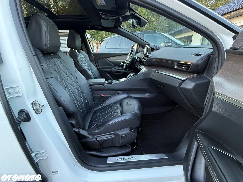 Peugeot 3008 Hybrid 225 e-EAT8 GT Pack - 31