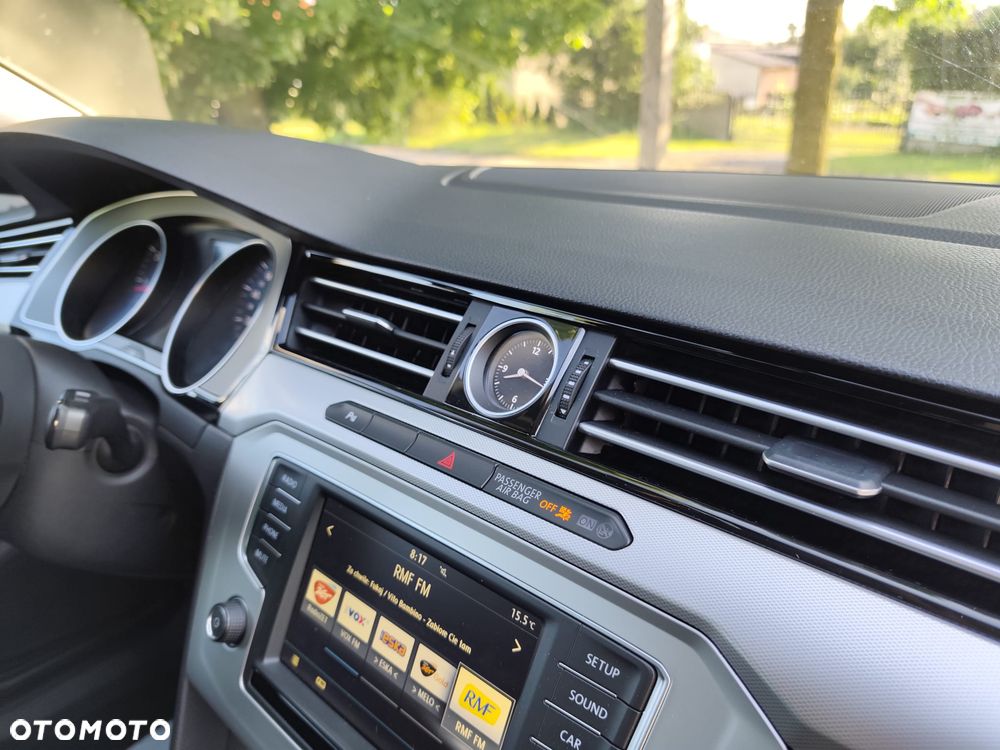 Volkswagen Passat 2.0 TDI (BlueMotion Technology) DSG Comfortline - 24